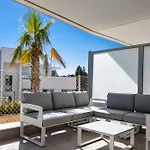 Vivi Homes - Luxor Gym, Pool, Terrace &