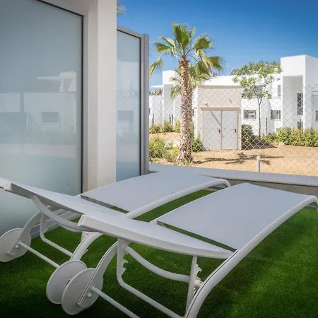 Apartment Vivi Homes - Luxor Gym, Pool, Terrace & *