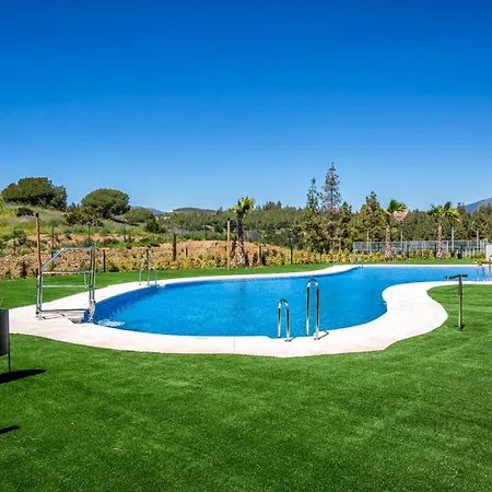 Vivi Homes - Luxor Gym, Pool, Terrace & *